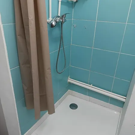 Διαμέρισμα 2 *